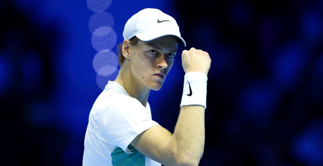 Sinner vence Rune e salva Djokovic no ATP Finals