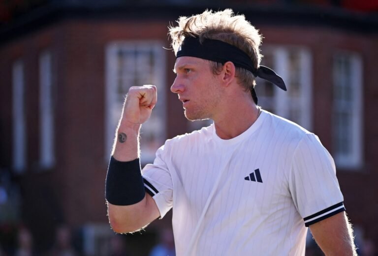 Davidovich Fokina espanta fantasmas e conquista seu 1º título da ATP em Mallorca