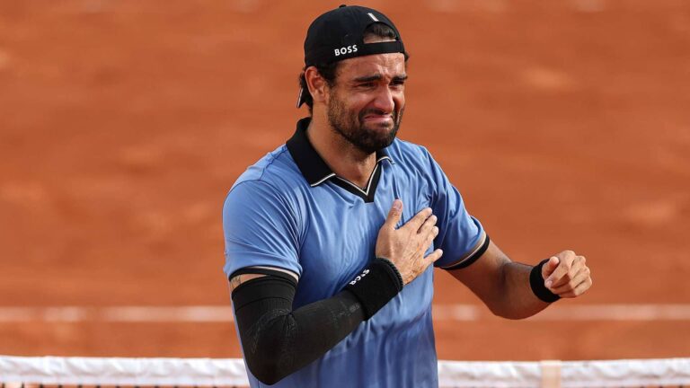 Matteo Berrettini desiste por lesão e Matteo Arnaldi avança à semifinal 2026